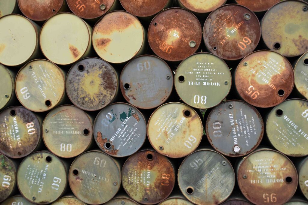 Oil trading is a fantastic way to tap into a market worth $2.1 trillion. Finbok helps all traders to tap into the lucrative oil market. This image shows oil barrels and is related to an article on oil trading by Finbok.